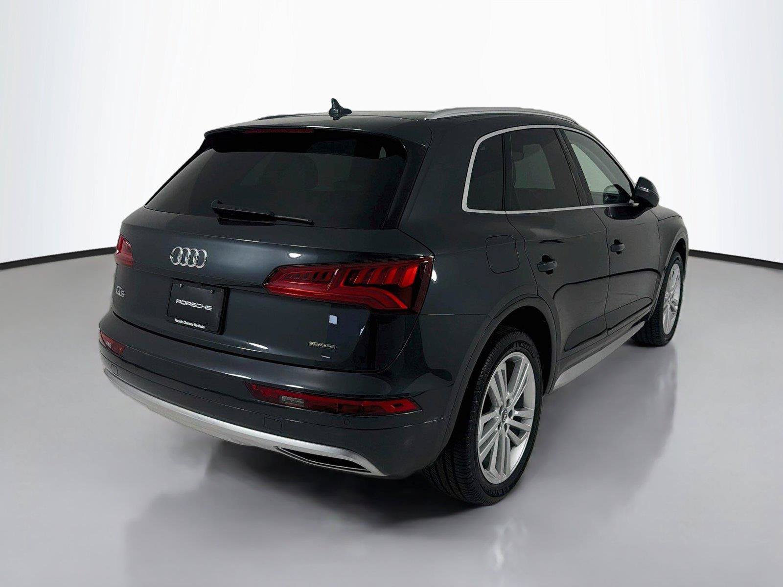 Used 2020 Audi Q5 2.0T Premium Plus w/ Premium Plus Package AWD/4WD image 26