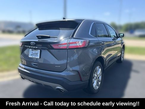 Used 2022 Ford Edge Titanium w/ Equipment Group 301A AWD/4WD image 4