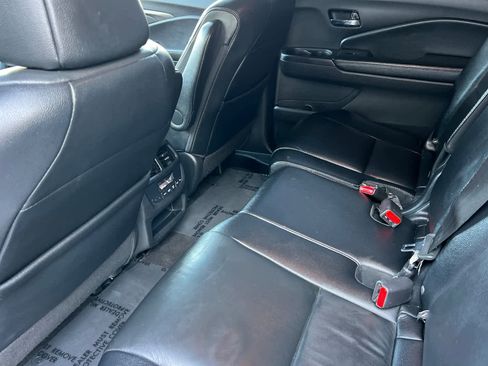 Used 2018 Honda Pilot EX-L image 4