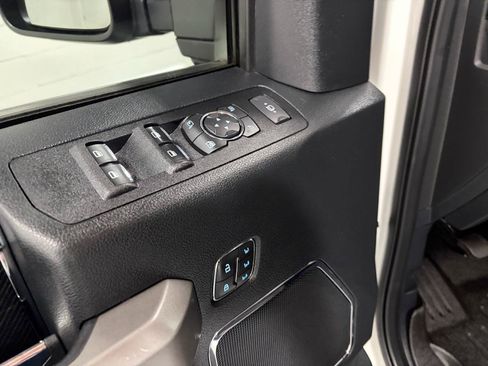 Used 2021 Ford F250 Platinum AWD/4WD image 30