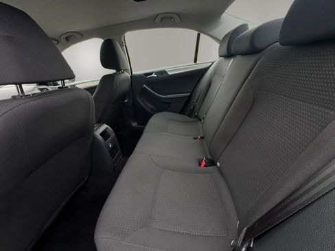 Used 2015 Volkswagen Jetta SE FWD image 12