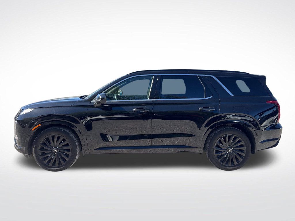 Used 2025 Hyundai Palisade Calligraphy AWD/4WD image 2