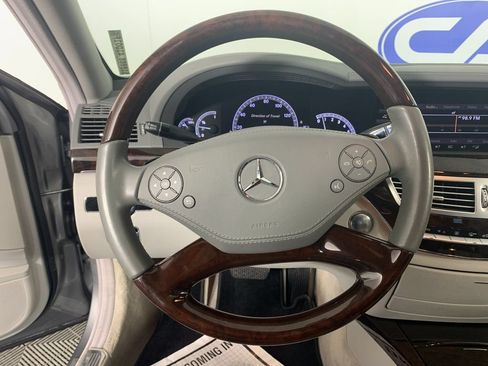 Used 2013 Mercedes-Benz S 550 image 21