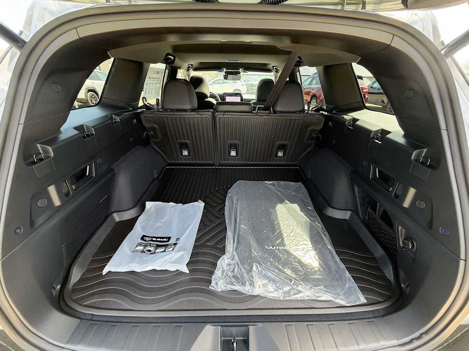 New 2026 Subaru Outback Limited AWD/4WD image 32