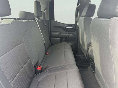 Used 2019 Chevrolet Silverado 1500 Custom w/ Custom Convenience Package AWD/4WD image 15