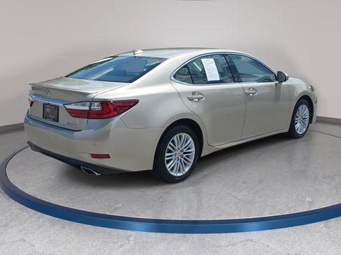 Used 2016 Lexus ES 350 FWD image 5