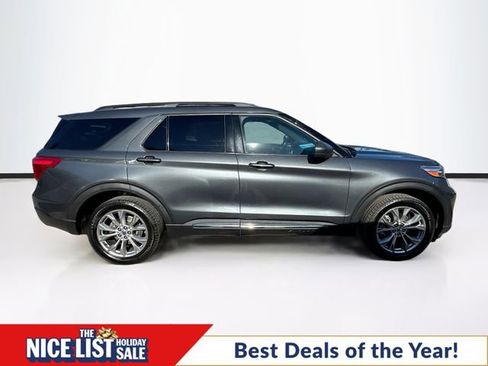Used 2020 Ford Explorer XLT w/ Equipment Group 202A image 8