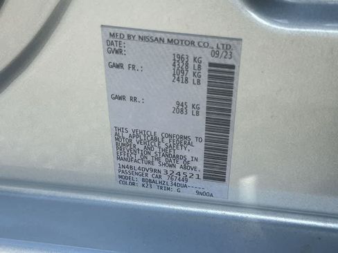 Used 2024 Nissan Altima 2.5 SV FWD image 29