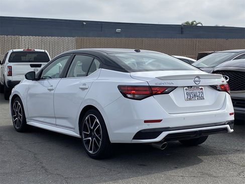 Certified 2025 Nissan Sentra SR image 4