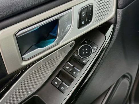 Used 2023 Ford Explorer ST w/ Technology Package AWD/4WD image 18