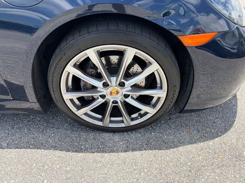 Used 2018 Porsche 718 Boxster RWD image 4
