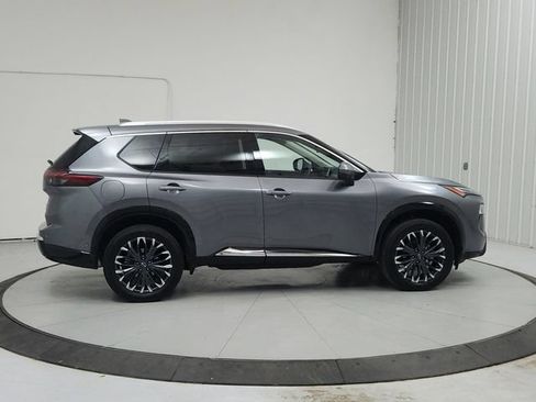 Used 2026 Nissan Rogue Platinum w/ Platinum Premium Package AWD/4WD image 8