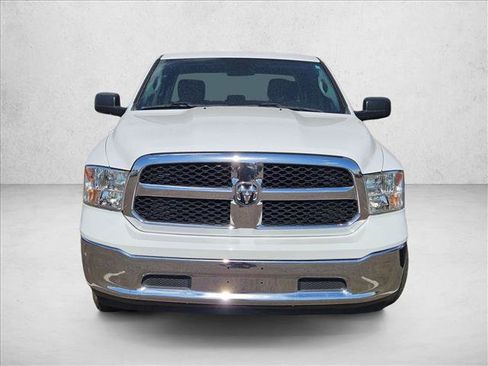 Used 2022 RAM 1500 Classic SLT AWD/4WD image 2