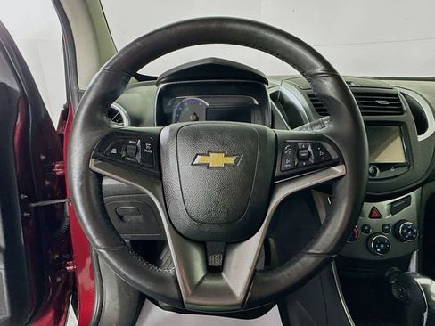 Used 2016 Chevrolet Trax LTZ w/ LPO, Cargo Package FWD image 13