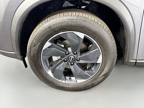 Used 2026 Nissan Rogue SV image 38