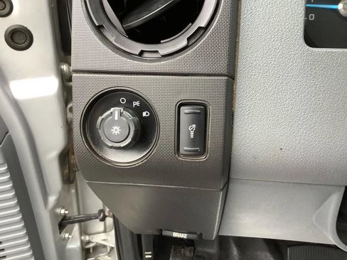 Used 2016 Ford F250 XL w/ Power Equipment Group image 39