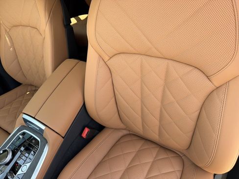 New 2027 BMW X7 xDrive40i w/ Executive Package AWD/4WD image 27