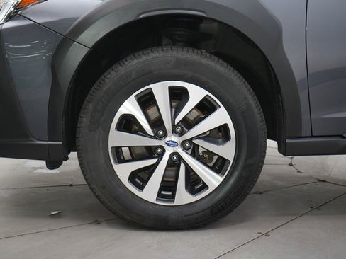 Used 2023 Subaru Outback Premium AWD/4WD image 29