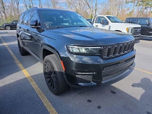 Used 2021 Jeep Grand Cherokee L Limited image 4