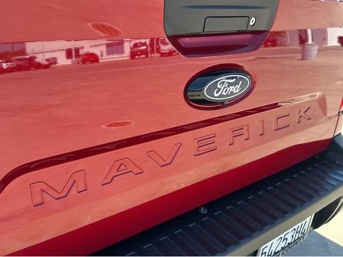 Used 2025 Ford Maverick XLT w/ Equipment Group 302A AWD/4WD image 40