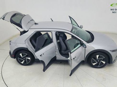 Used 2025 Hyundai Ioniq 5 SE RWD image 81