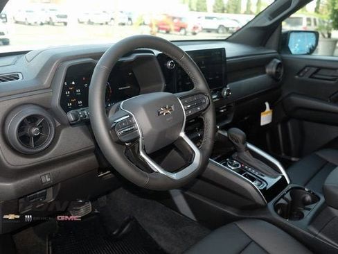 New 2025 Chevrolet Colorado Trail Boss w/ Midnight Edition image 13
