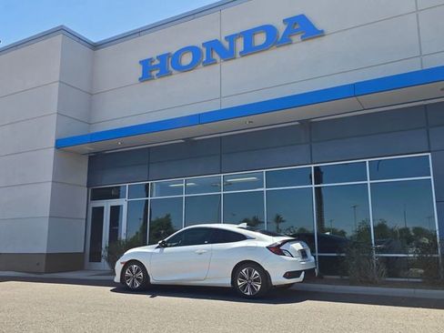 Used 2018 Honda Civic EX-T image 19