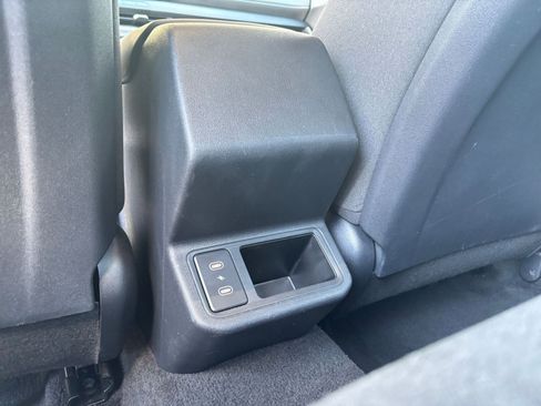 Used 2025 Kia K4 FWD image 22