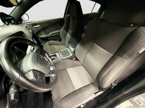 Used 2022 Dodge Charger GT image 21