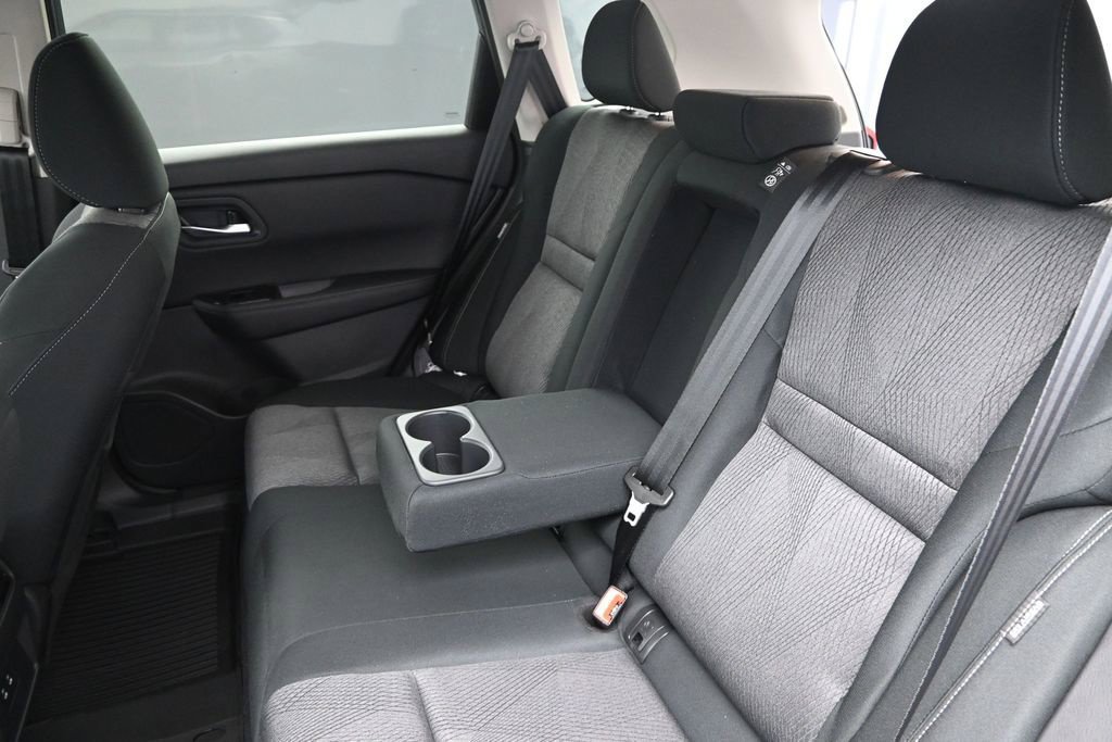 Certified 2026 Nissan Rogue SV w/ Cold Weather Package FWD image 17