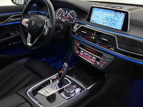 Used 2016 BMW 750i xDrive AWD/4WD image 27