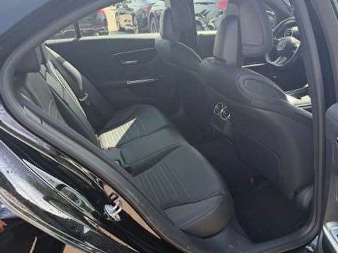 Used 2023 Mercedes-Benz C 300 4MATIC Sedan image 10