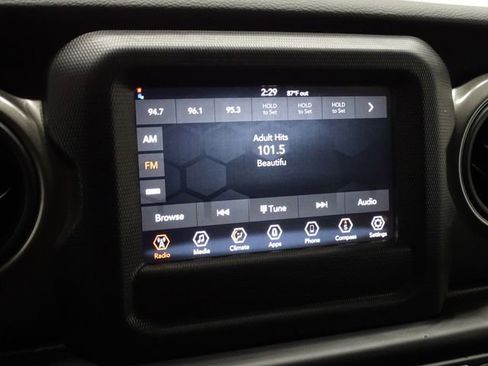 Used 2023 Jeep Wrangler Unlimited Sport AWD/4WD image 30