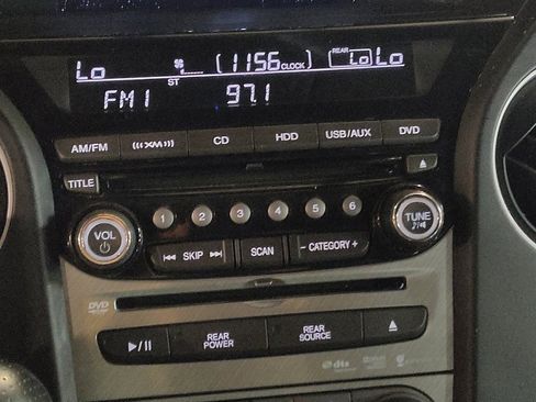 Used 2015 Honda Pilot Touring image 25