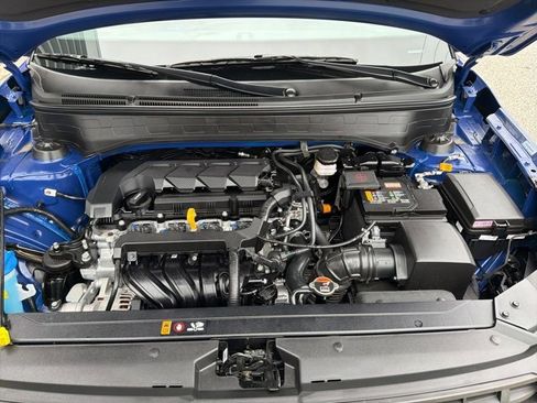 Used 2025 Hyundai Venue SE image 37