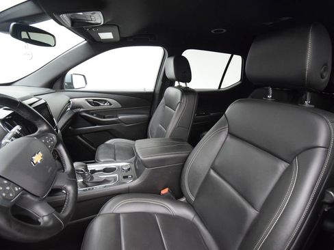 Used 2023 Chevrolet Traverse LT w/ LPO, Floor Liner Package AWD/4WD image 18