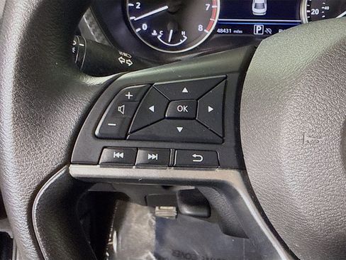 Used 2024 Nissan Sentra SV FWD image 14