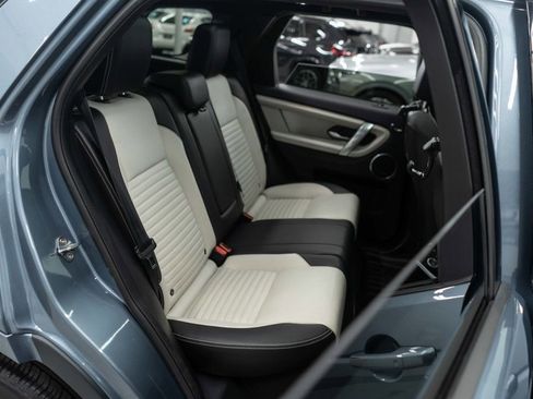 Used 2023 Land Rover Discovery Sport S R-Dynamic image 12