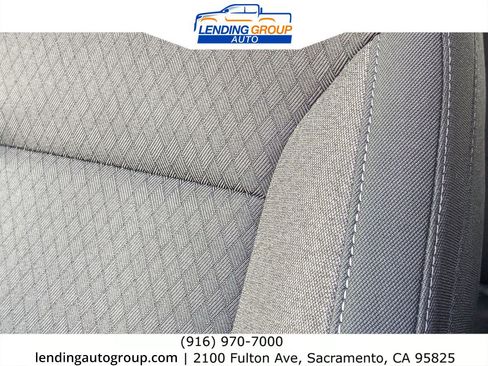 Used 2021 Chevrolet Silverado 1500 LT RWD image 22