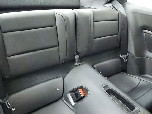 Used 2017 Porsche 911 Carrera S image 34