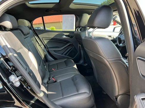 Used 2020 Mercedes-Benz GLA 250 GLA 250 4MATIC Sport Utility 4 w/ Premium Package image 21