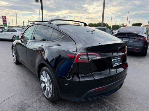 Used 2023 Tesla Model Y Long Range AWD/4WD image 7