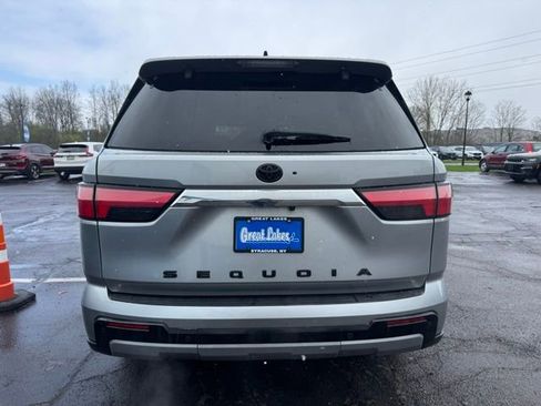 Used 2023 Toyota Sequoia Limited AWD/4WD image 3
