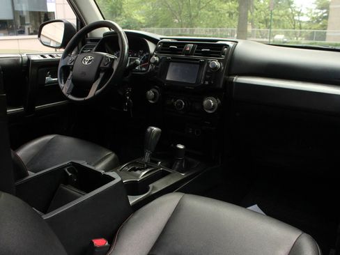 Used 2016 Toyota 4Runner Trail Premium AWD/4WD image 22
