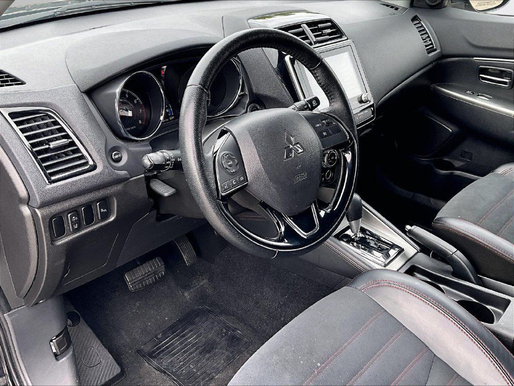 Used 2024 Mitsubishi Outlander Sport AWD image 15