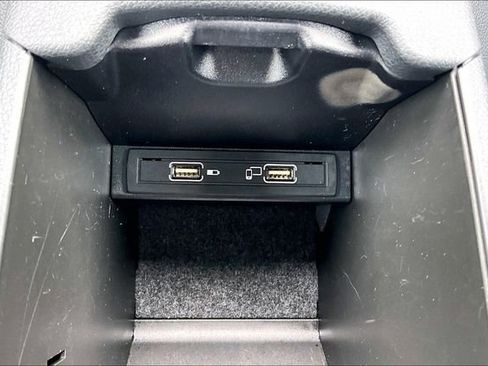 Certified 2019 Mercedes-Benz GLA 250 4MATIC image 19