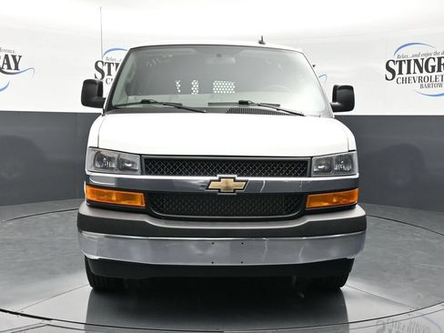 Used 2024 Chevrolet Express 2500 w/ Driver Convenience Package RWD image 2
