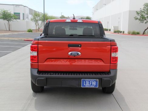 Used 2024 Ford Maverick XLT FWD image 6