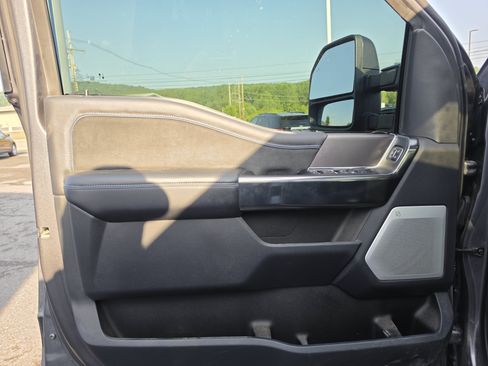 Used 2026 Ford F350 Platinum AWD/4WD image 18