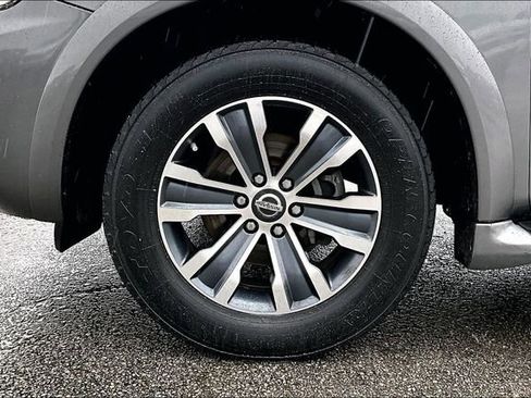 Used 2017 Nissan Armada SL RWD image 30